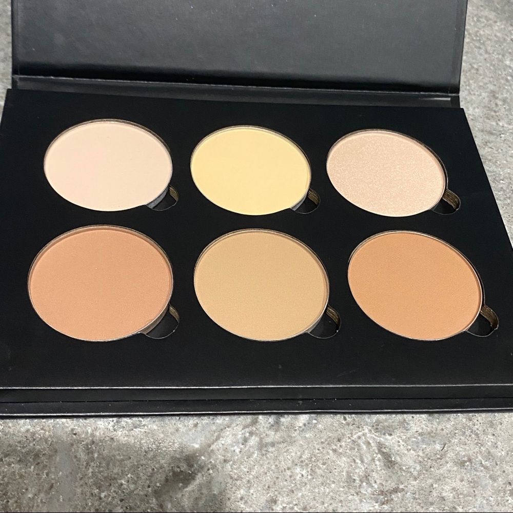Anastasia Beverly Hills Contour Kit light to medium highlighter powder shade set - Picture 9 of 11